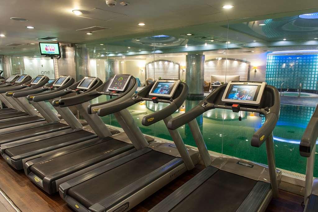 Regent Warsaw Hotel Facilități foto The gym at the hotel