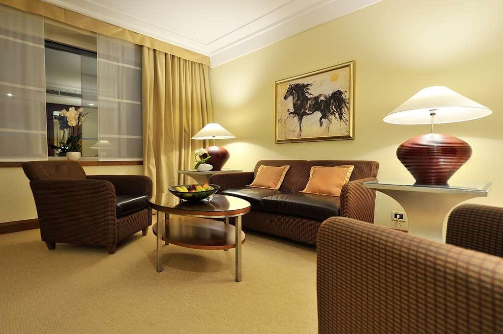 Regent Warsaw Hotel Cameră foto A suite at the Hotel de France
