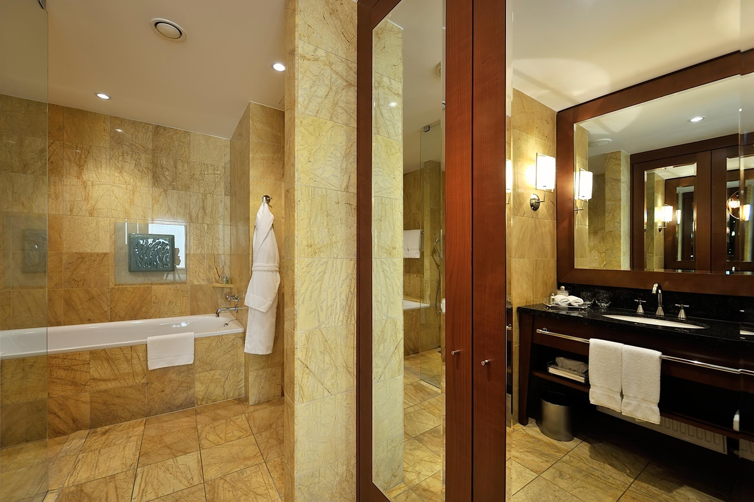 Regent Warsaw Hotel Exterior foto Bathroom